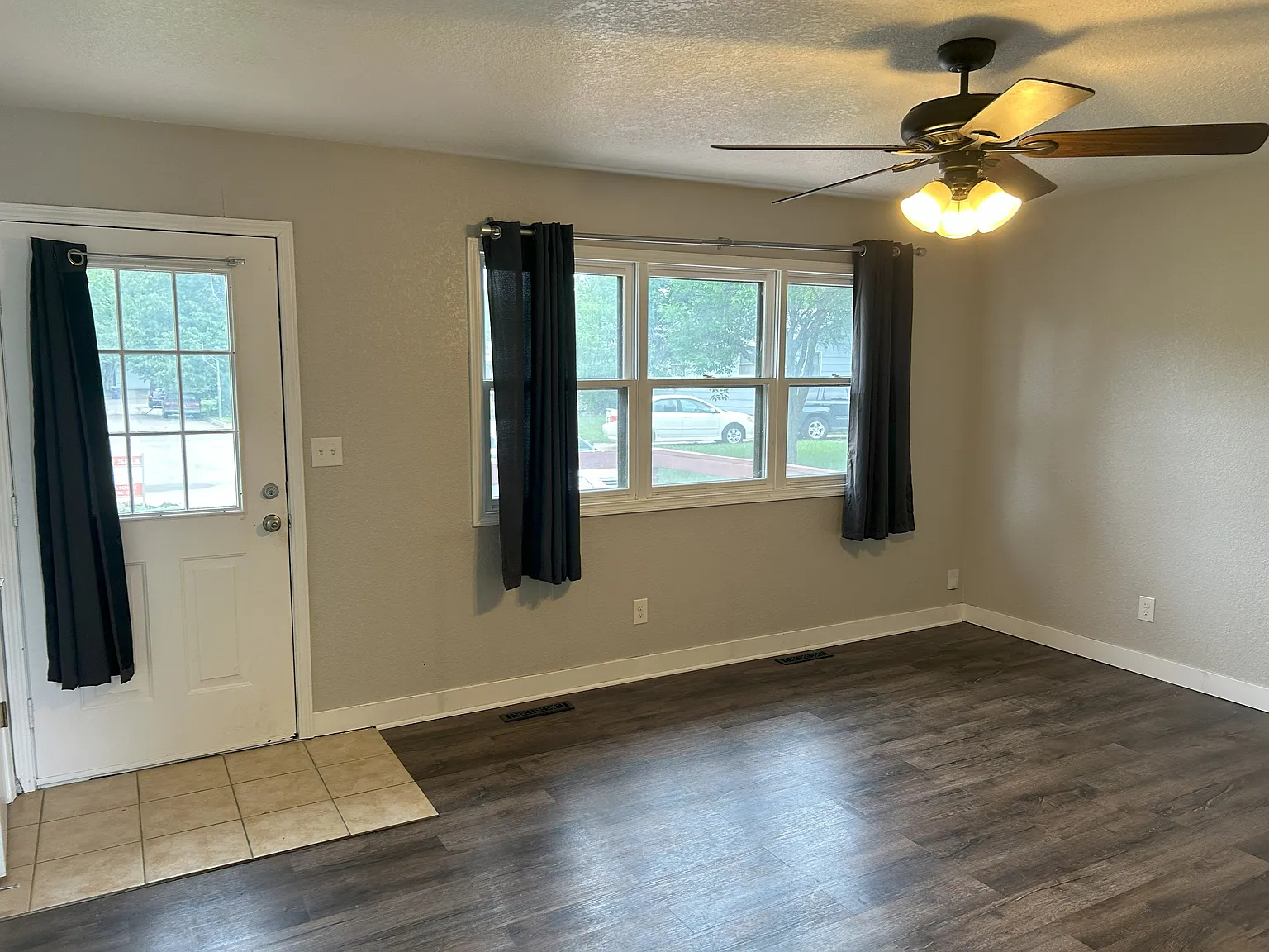3 bed, 1144 sqft, $1,700 — Photo 3
