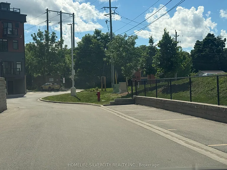 2 Willow St #61 — Photo 21