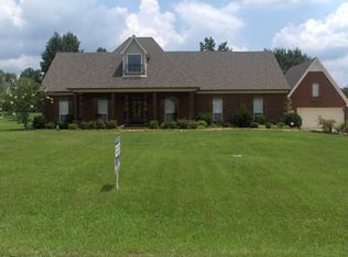 1770 Oak Bridge Dr, Hernando, MS 38632