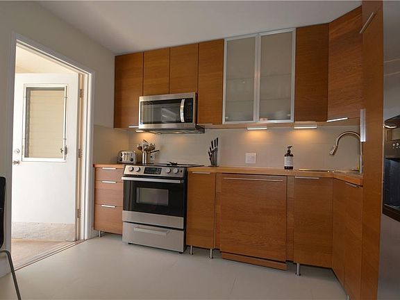 3rd image of 2651 S Course Dr APT 307