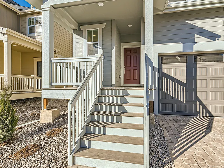 637 Acorn Pl — Photo 3
