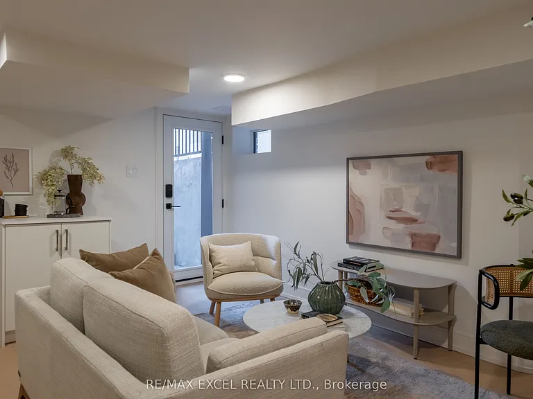 254 Bain Ave — Photo 29