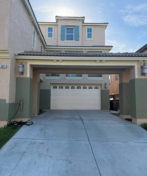 5641 Scharf Ave — Photo 2