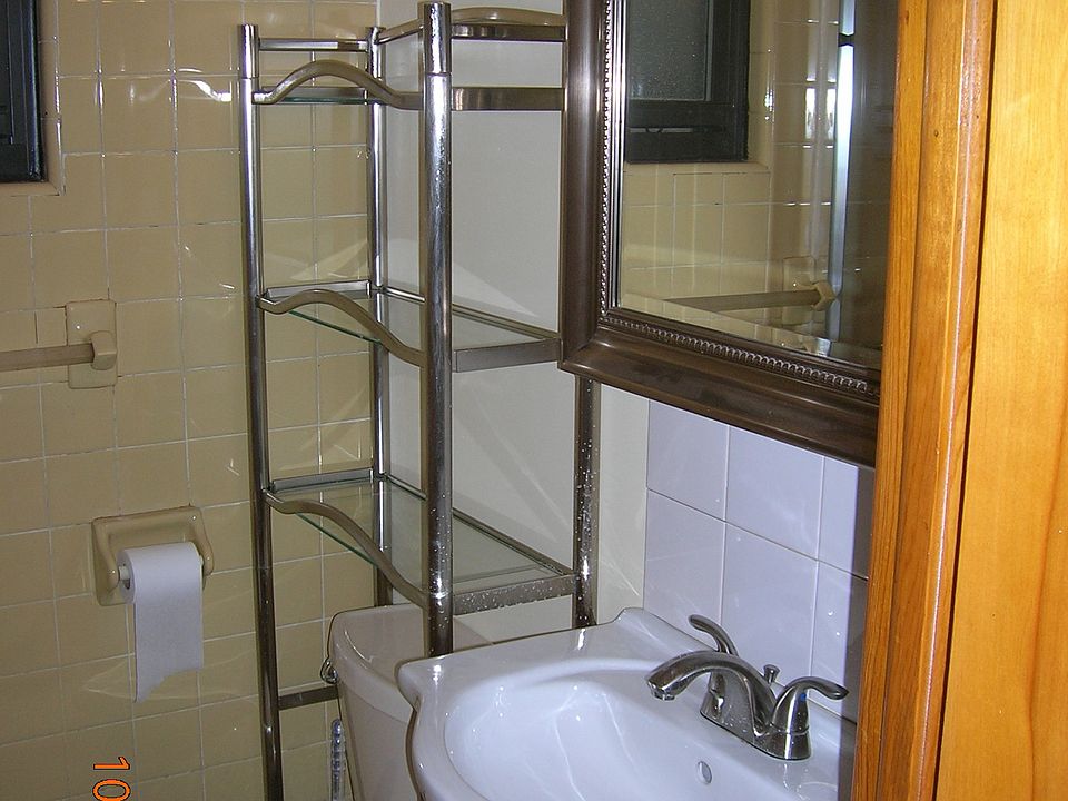 1st image of 4107 54th St APT 2R