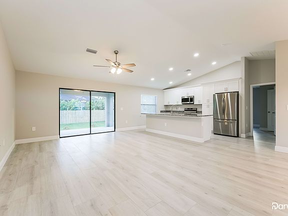 5th image of 5313 Beck St