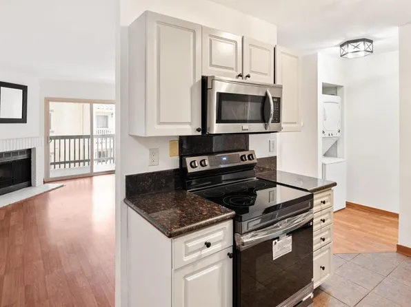 3010 Alta View Dr #207, San Diego, CA 92139
