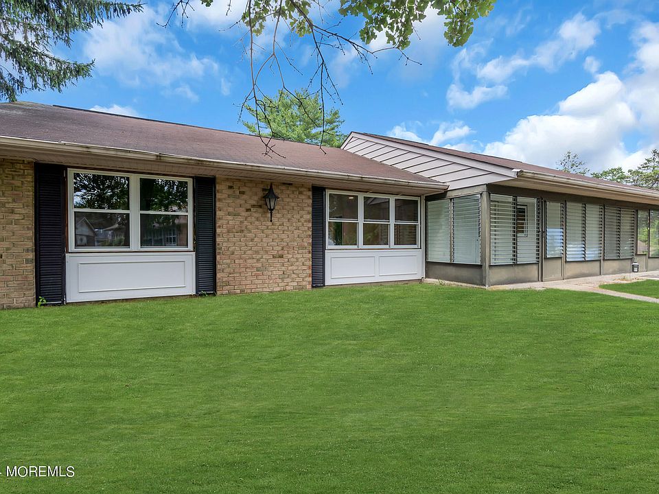 1st image of 46 Buckingham Drive #A