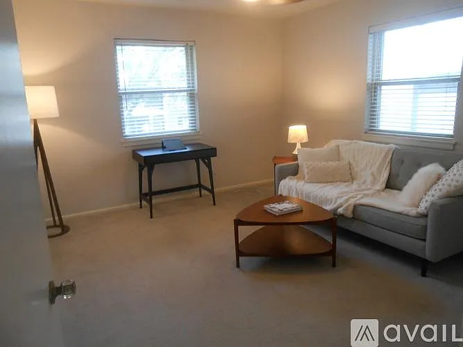 2417 Rosamond St #2417 — Photo 11