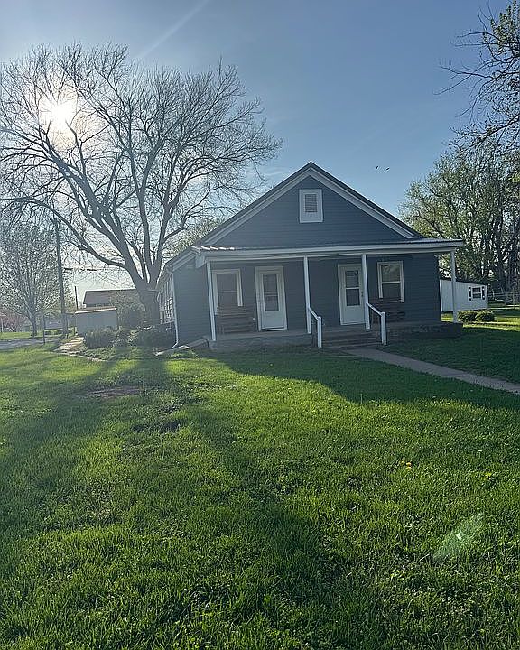 1st image of 1006 S Dickerson St