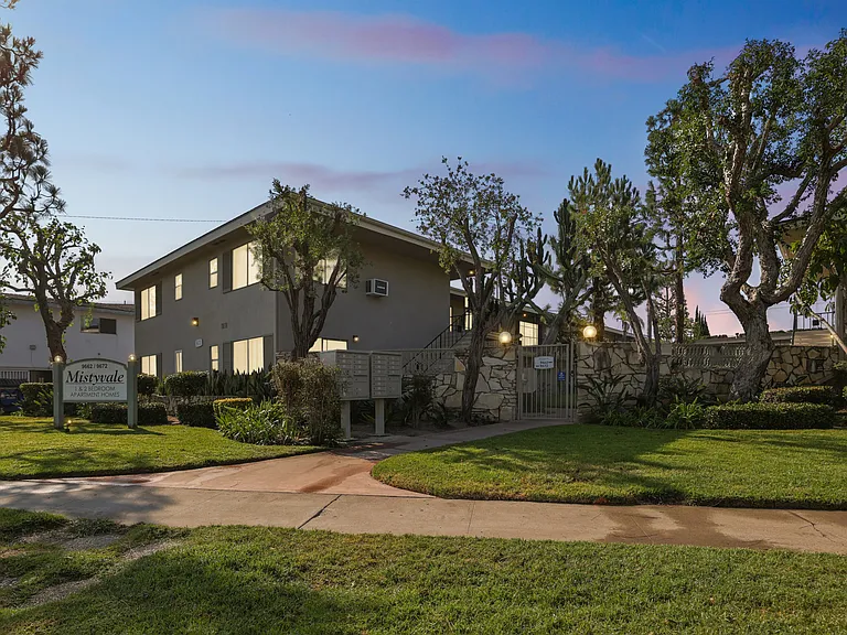 Mistyvale Apartments — Photo 11