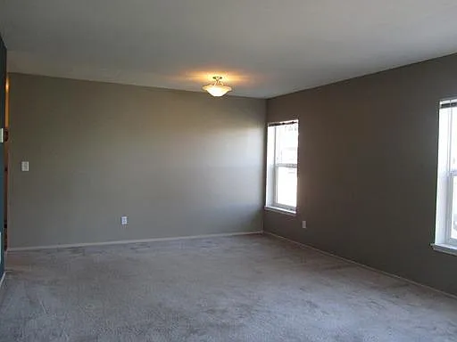 2 bed, 898 sqft, $2,150 — Photo 3