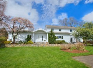 44 Fairfield Ave, Westport, CT 06880