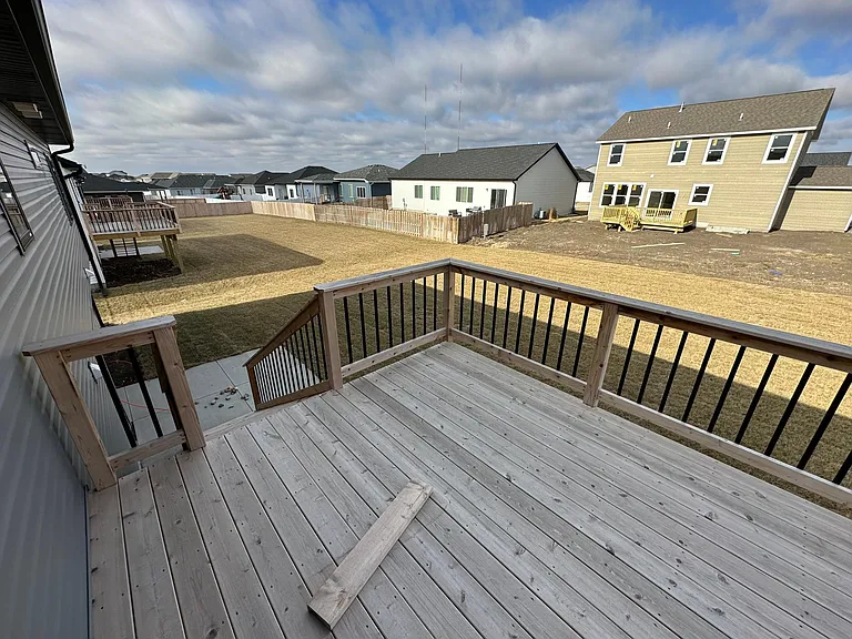8220 Yankee Woods Dr — Photo 16
