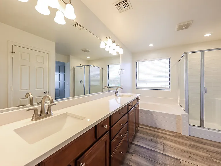 27424 N 54th Ln — Photo 12