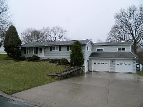 2nd image of 48 Frederick Dr