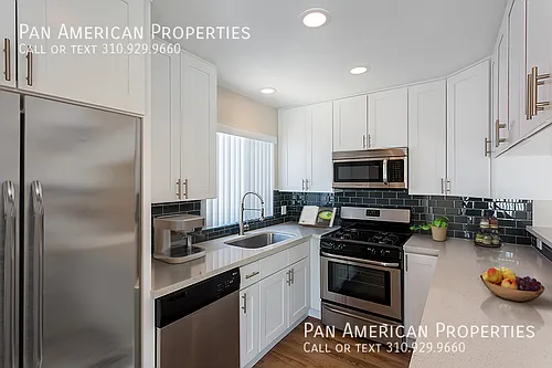 1721 E Pine Ave #3 Photo 1