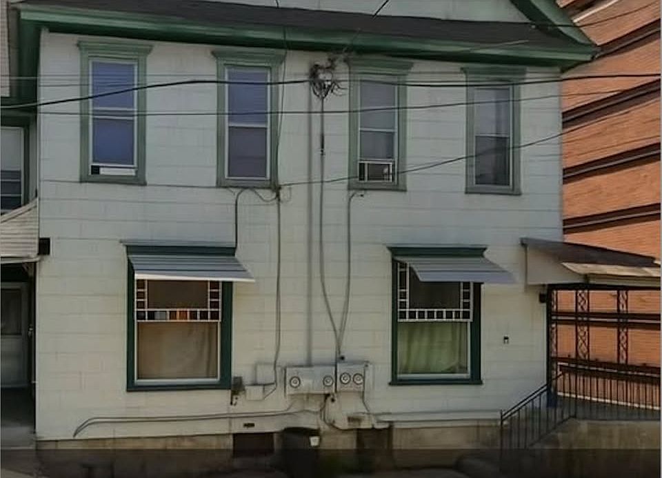 1st image of 179 Kennedy St #179B