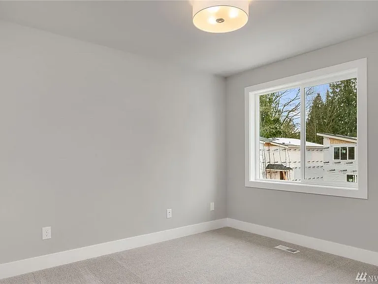 10252 133rd Ct NE — Photo 31