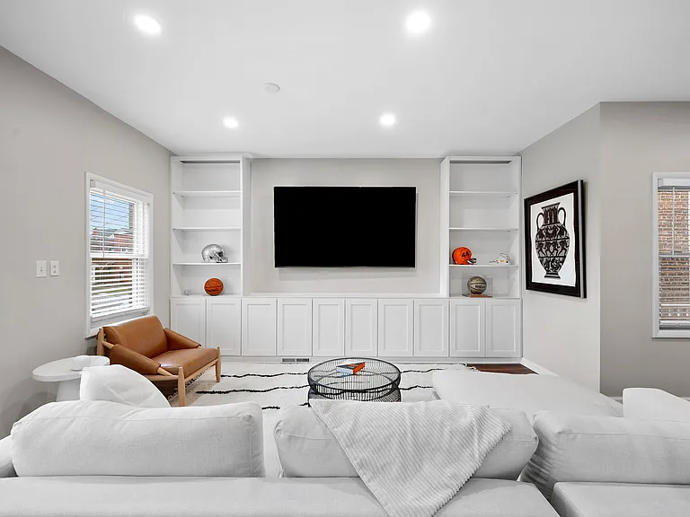 2109 Murray Hill Rd #1 — Photo 3