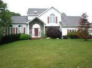 7116 Foxmoore Ct, Jackson, MI 49201