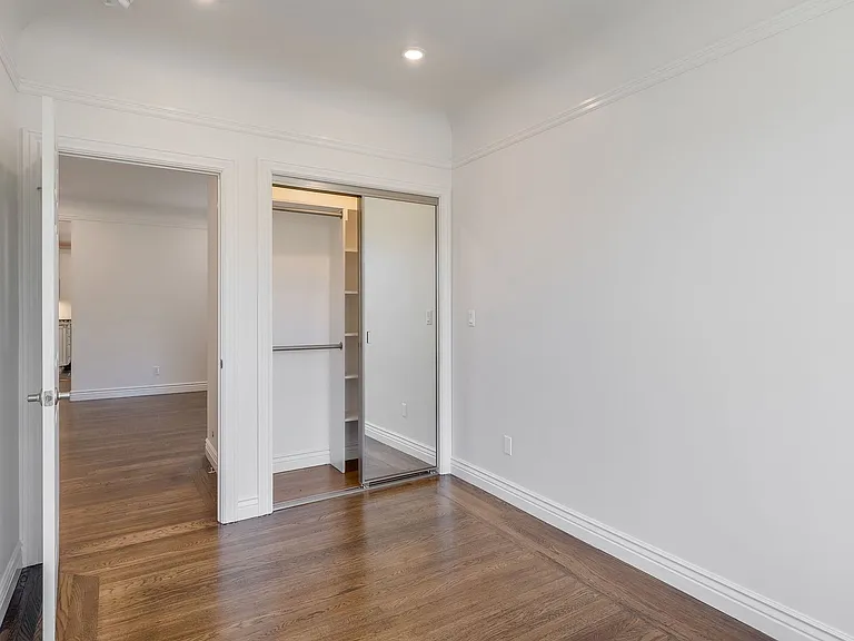 412-416 Broderick Street — Photo 17