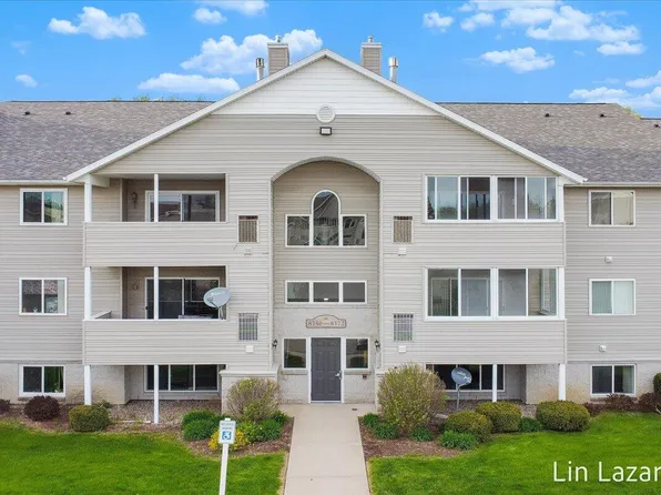 8368 N Jasonville Ct SE, Caledonia, MI 49316
