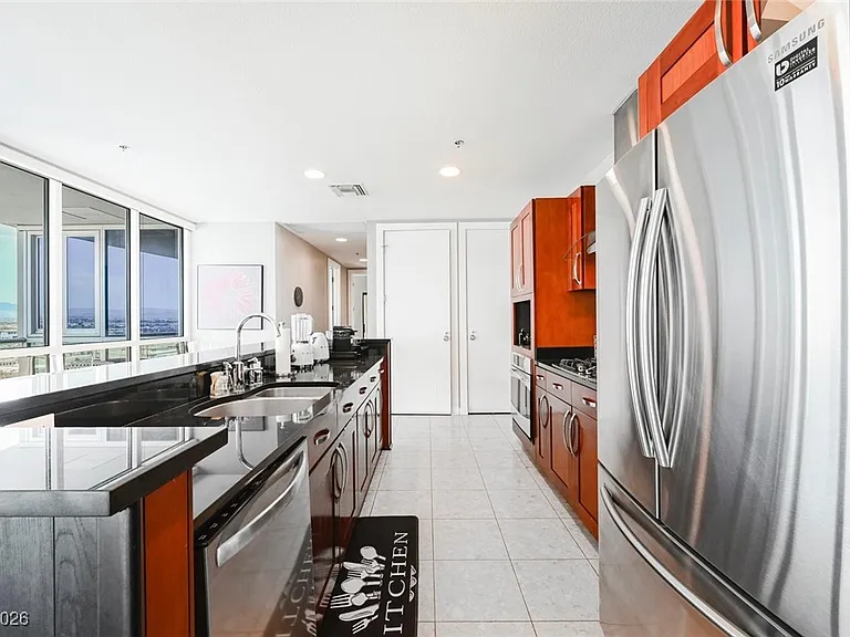 4525 Dean Martin Dr #1608 — Photo 10