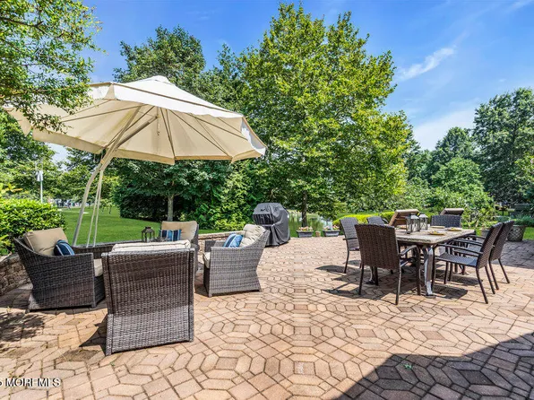 10 Balmoral Drive, Jackson, NJ 08527