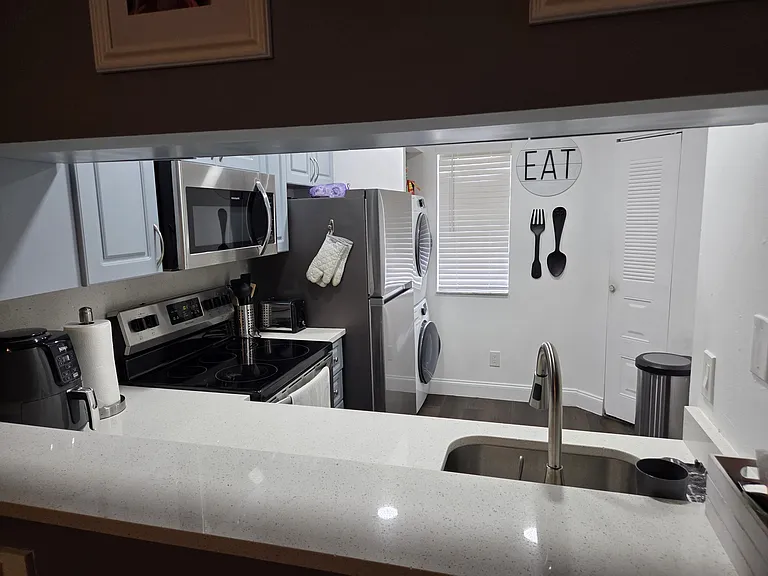 1020 Coral Club Dr #1020 — Photo 5