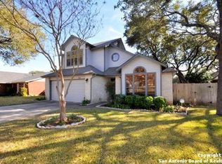 5862 Woodridge Oaks, San Antonio, TX 78249
