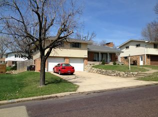 2125 W Kennard Rd, Peoria, IL 61614