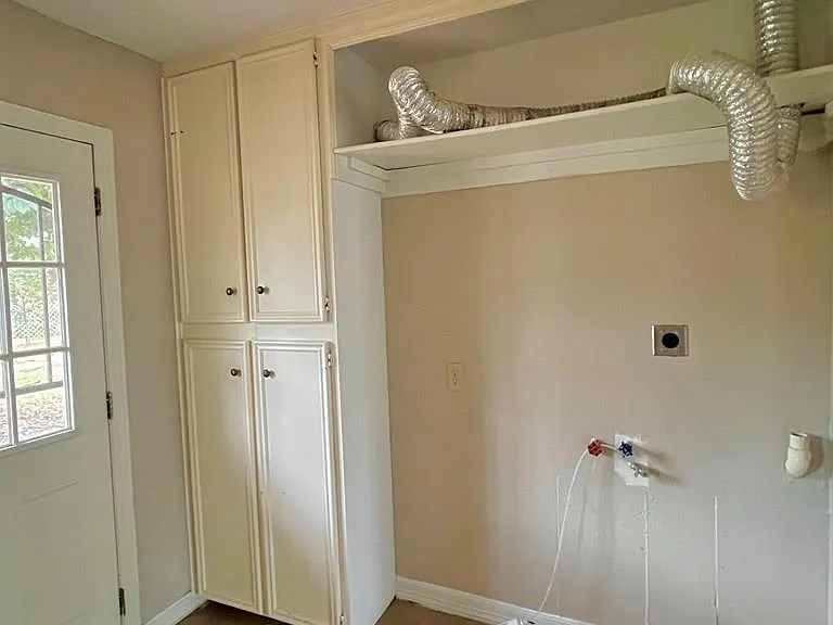 6 Country Club Rd — Photo 12