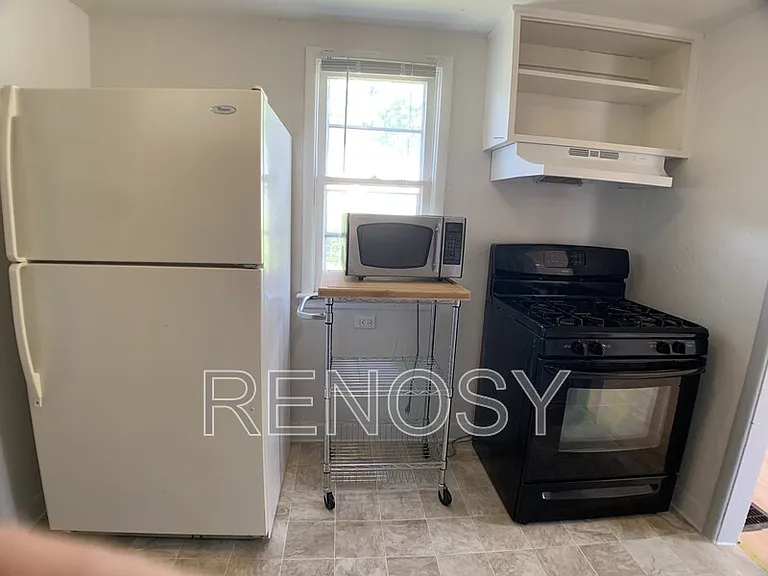 4754 NE 27th Ct — Photo 7