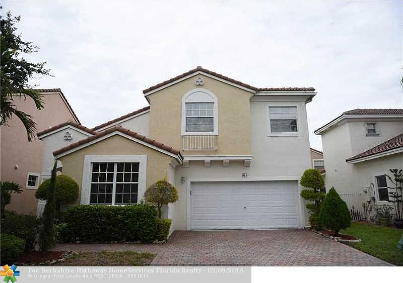 1st image of 946 NW 126th Ave