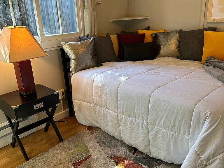 2 Vizcaino NW — Photo 5