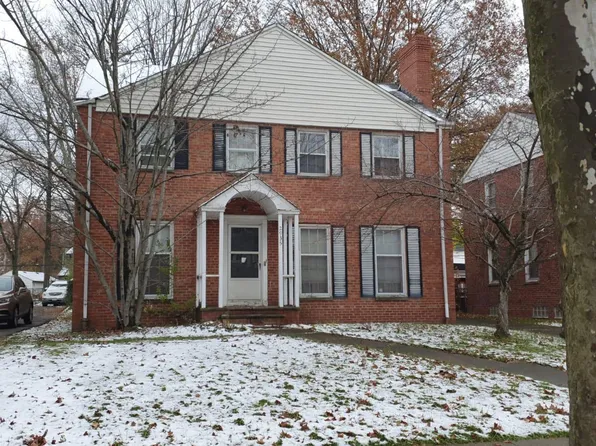 2935 S Moreland Blvd, Cleveland, OH 44120