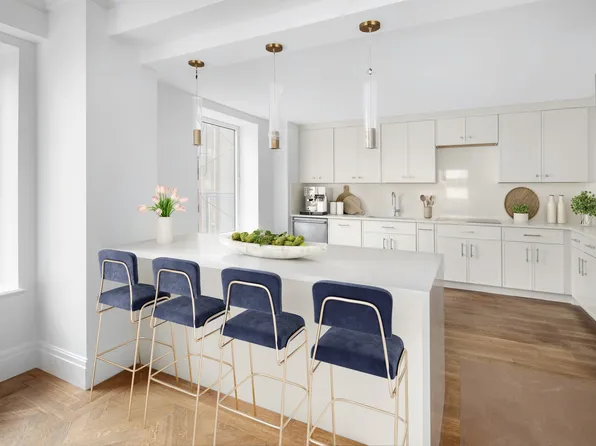 502 Park Avenue image 4 of 17