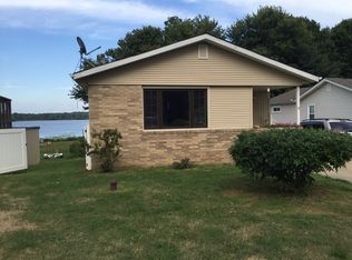 1447 Forest Dr, Akron, OH 44312