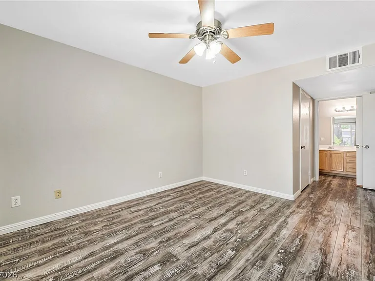 3060 Tarpon Dr #102 — Photo 12