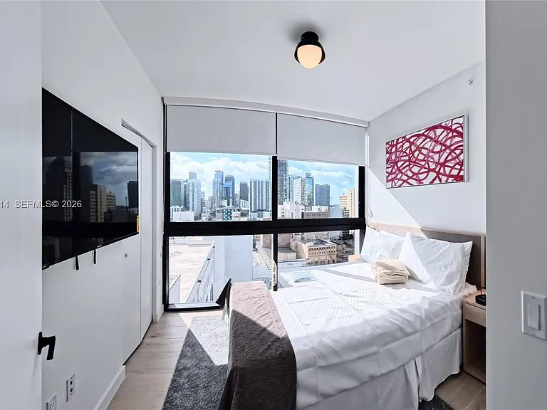 225 N Miami Ave #1812 — Photo 4