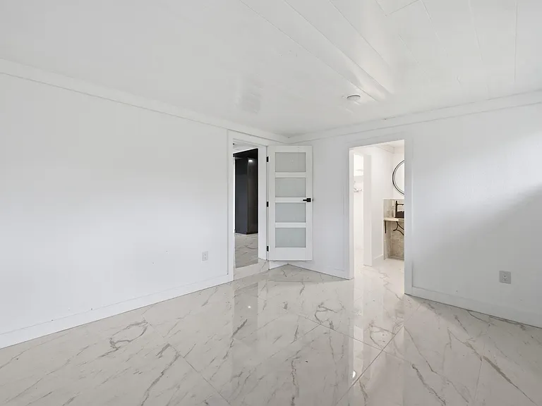2529 Rainbow Dr — Photo 11