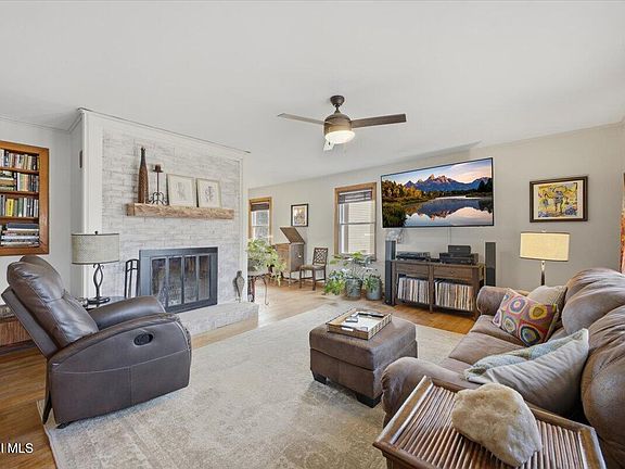 5th image of 4 Washburn Street