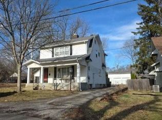 49 Cedarlawn Dr, Dayton, OH 45415