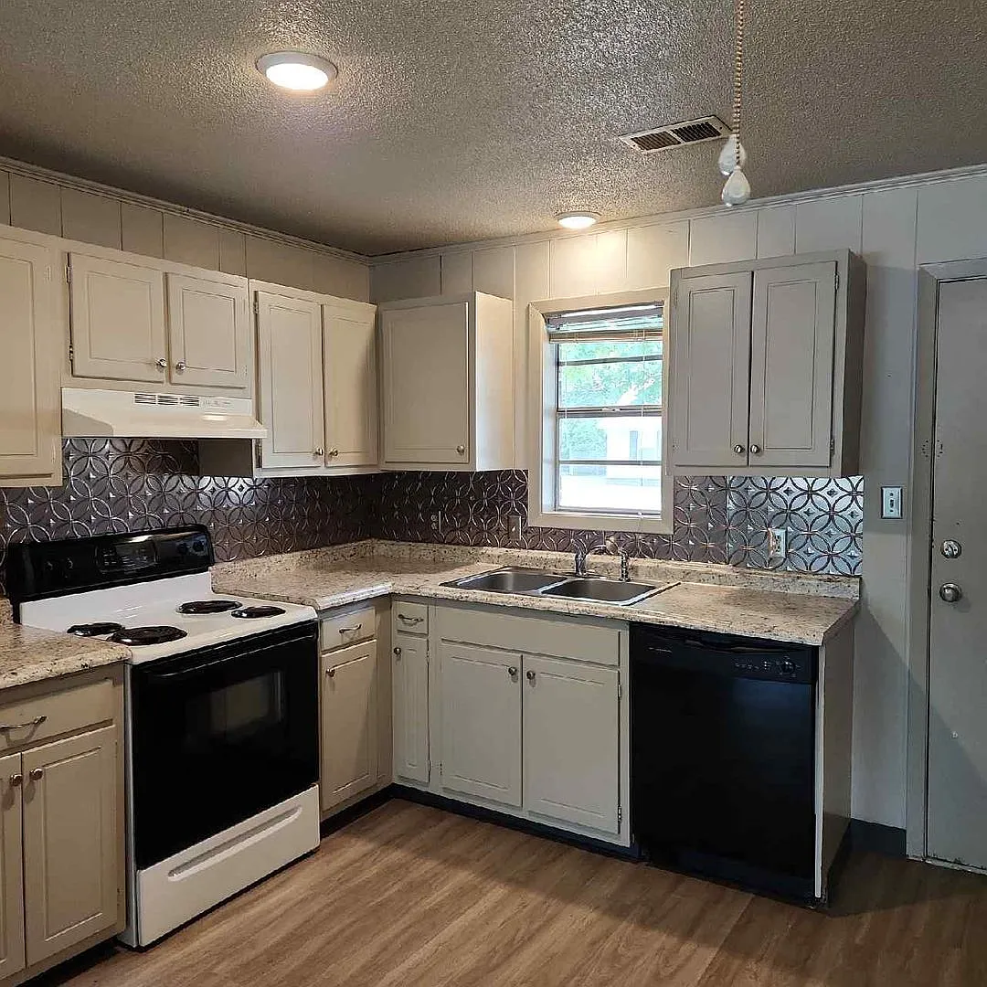 Townhouses — Photo 2