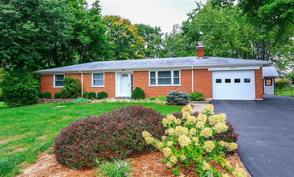 1st image of 684 Hillview Dr