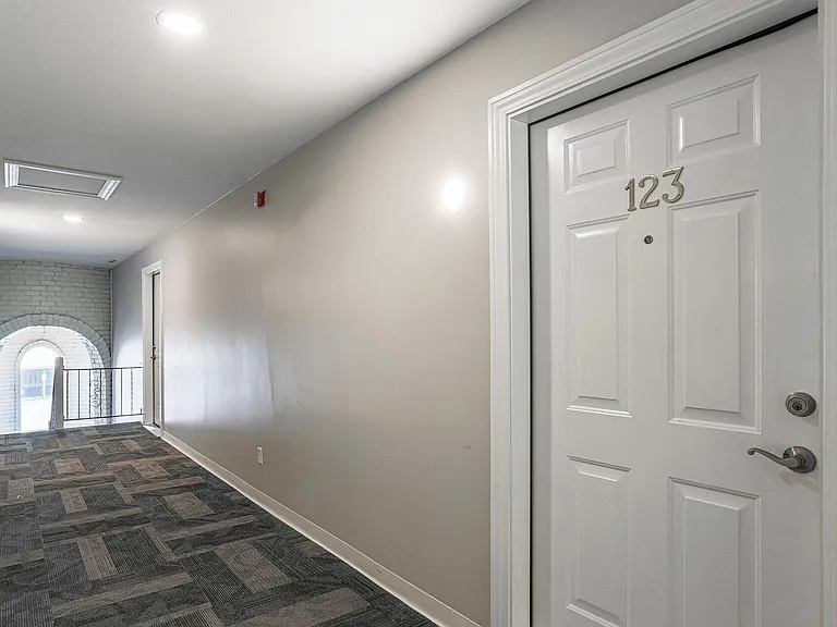 Brandywine Crossing Apartments — Photo 16
