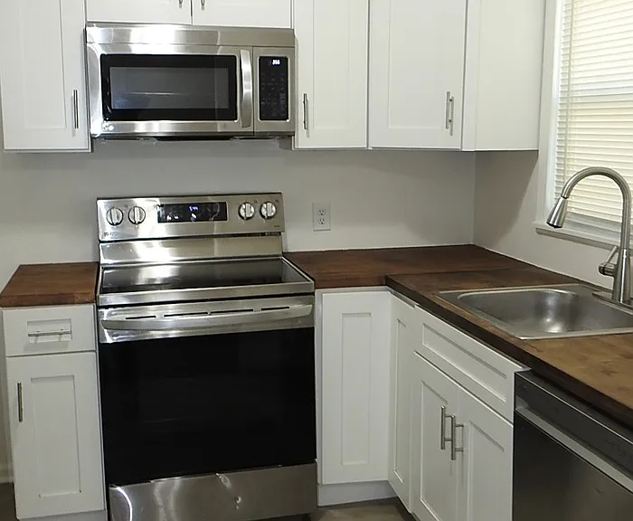 2222 S Overton Ave — Photo 7