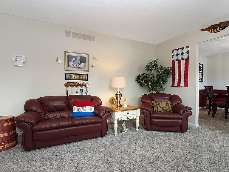 10267 Cedarwood Dr — Photo 7