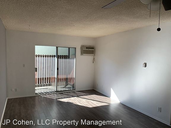 2nd image of 114 S Gramercy Pl APT 209