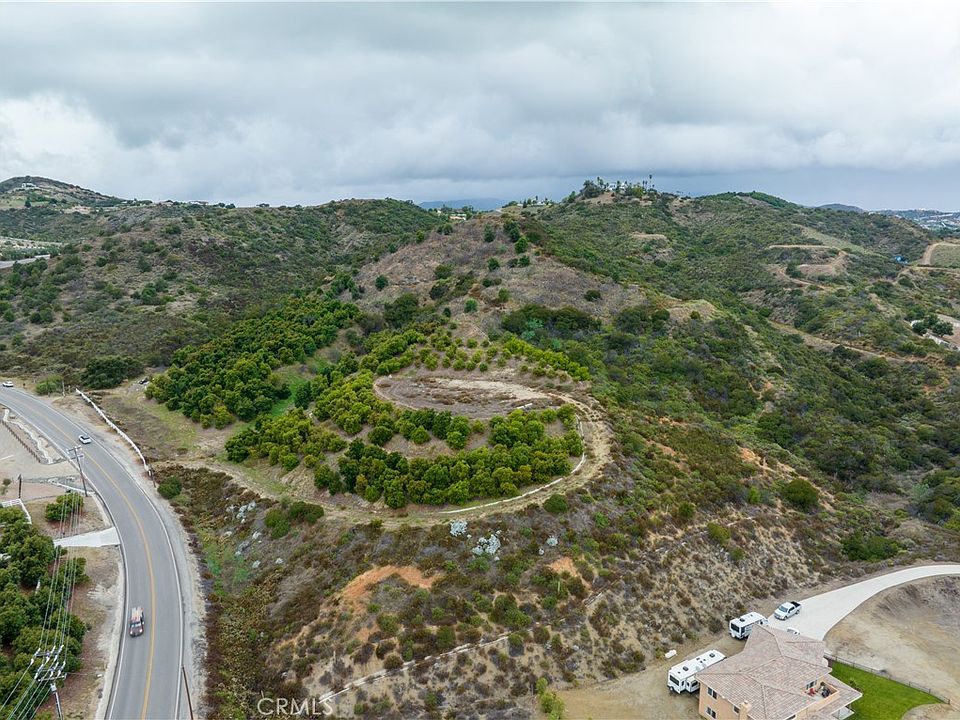 1st image of 35380 Avenida La Cresta #2